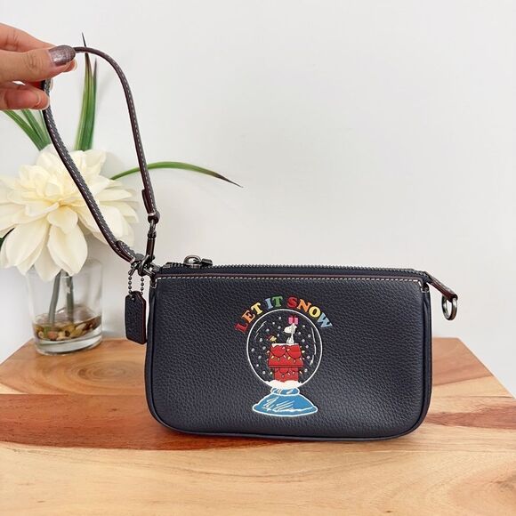 NWT Coach X Peanuts Nolita 19 With Snoopy Let It Snow Motif - Picture 3 of 6